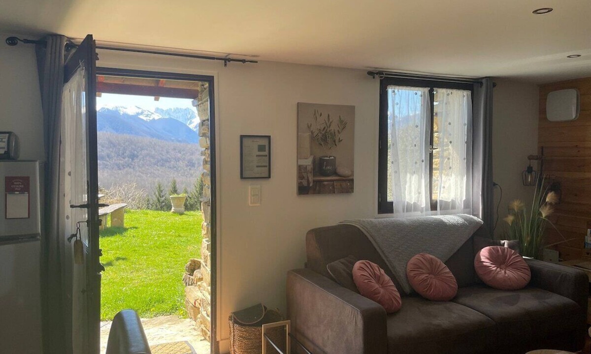 Aleu Apartment | Studio-Mountain view-Private Bathroom