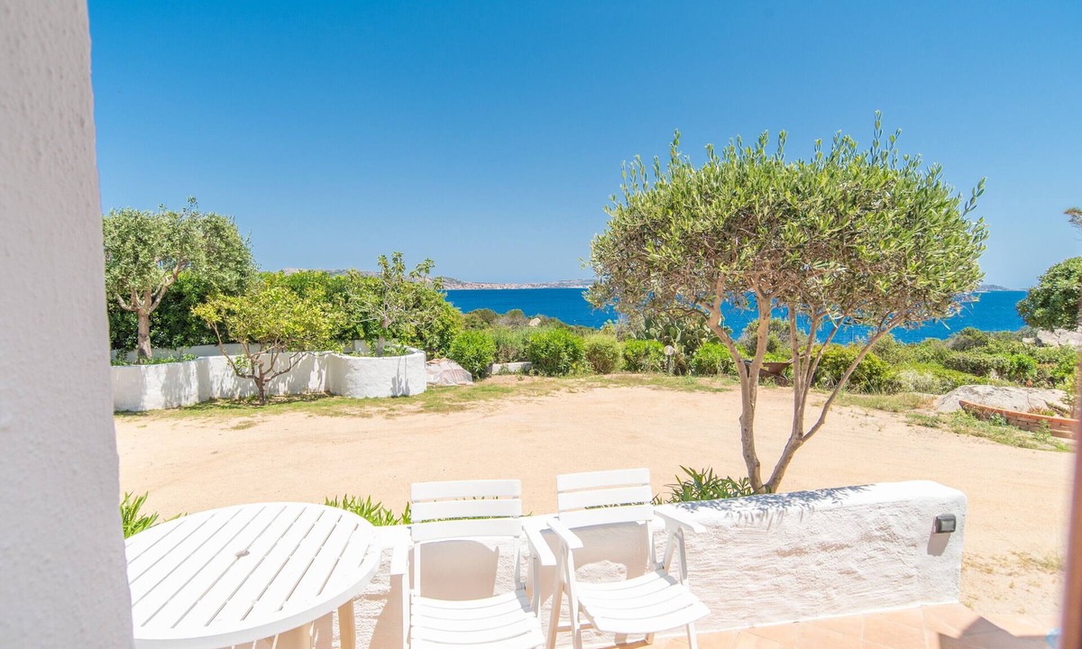Punta Sardegna Apartment | Studio near the beach with terrace and sea view
