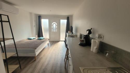 Tarbes Apartment | Studio NEUF et élégant avec CLIM