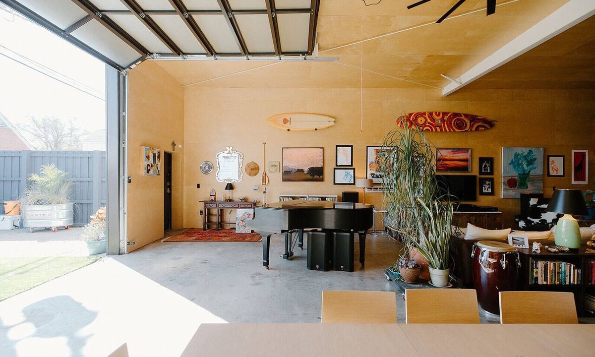 Wilmington Historic District Apartment | Studio Orange