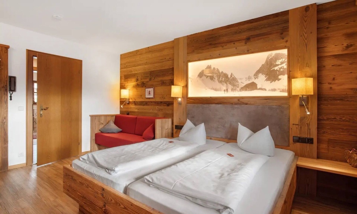 Entfelden Apartment | Studio 'Panorama - Appartement 3' with Mountain View, Private Terrace and Wi-Fi