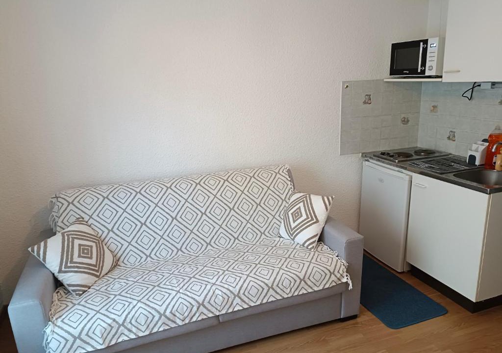 Paray-le-Monial Apartment | Studio PARAY CENTRE LOGIS 12