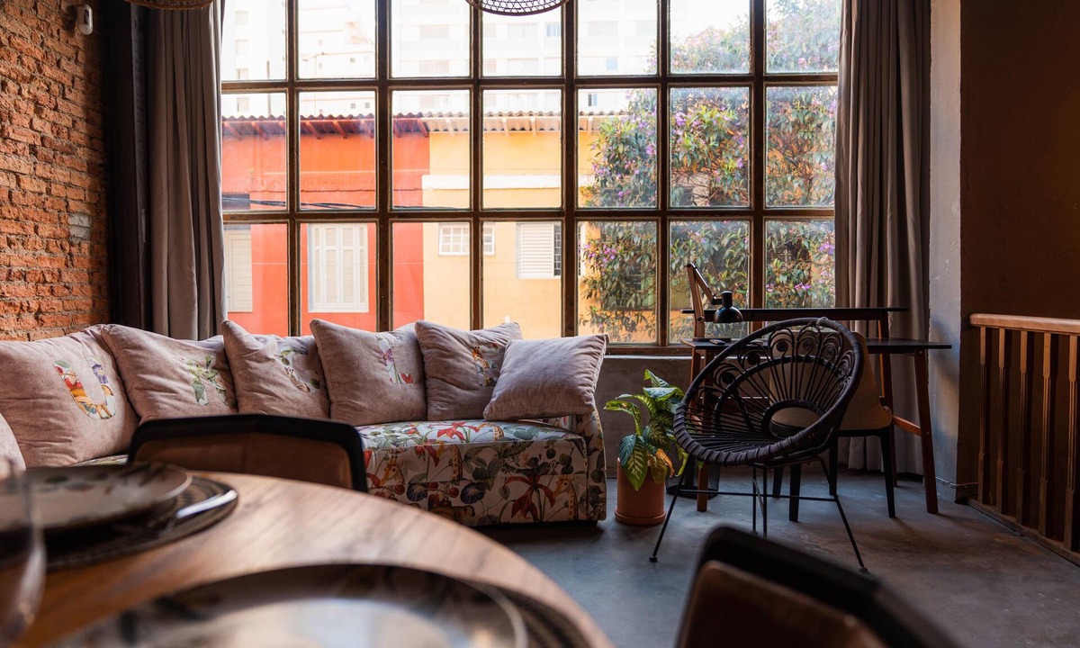Itaim Bibi Apartment | Studio PHIQ Upper is a super charming studio in the heart of Itaim Bibi!