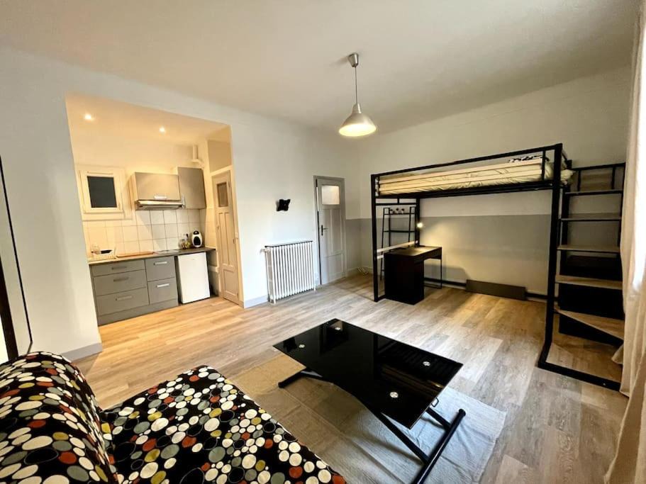 Lodi Apartment | Studio Place Castellane