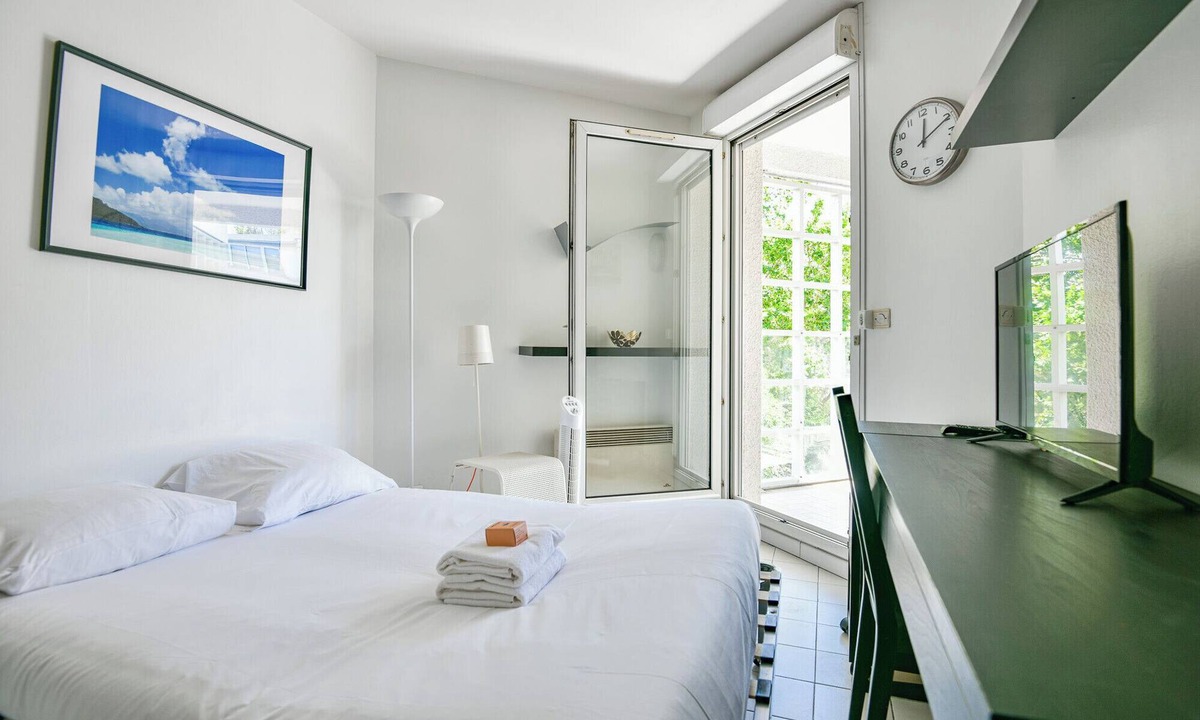 La Plage Apartment | Studio plages du Prado avec balcon et parking