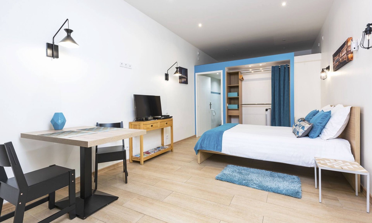 Bordeaux Sud Apartment | STUDIO PLENITUDE Gare St Jean