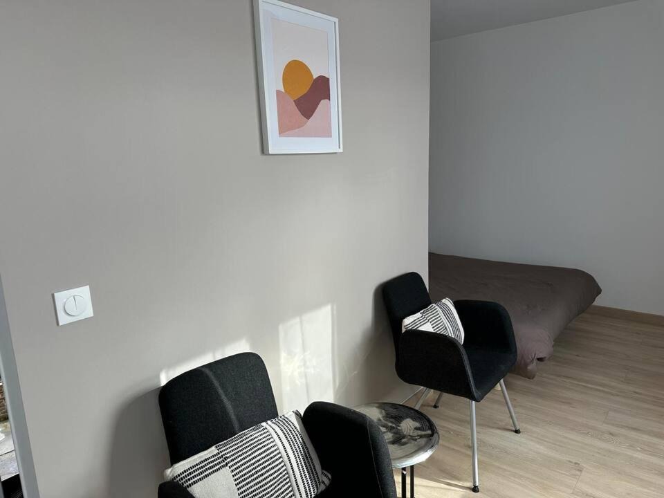 Noisy-le-Grand Apartment | Studio - Proche Centrex & Disneyland