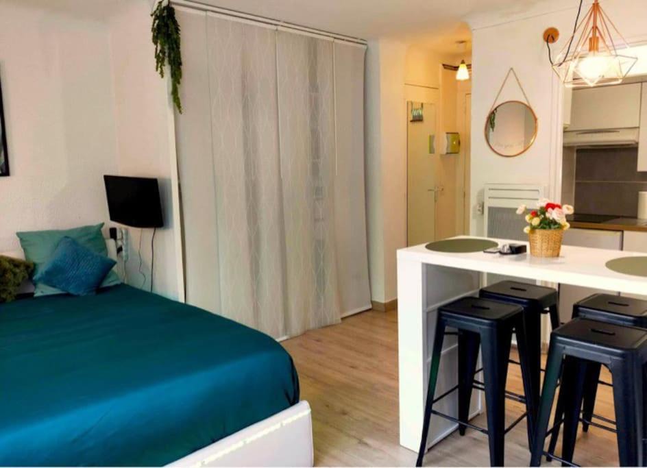 Gambetta Apartment | Studio proche Centre WIFI parking