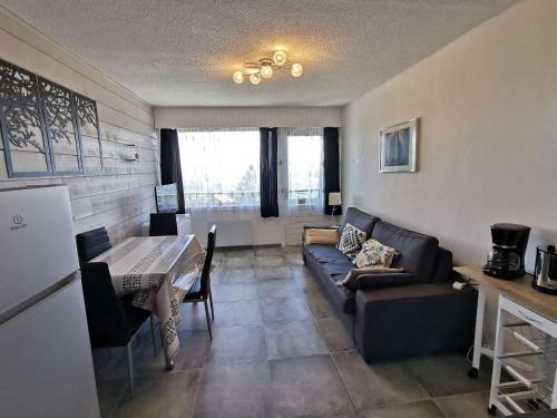 Saint-Michel-de-Chaillol Apartment | Studio Rénové - Balcon Sud - 6 Pers - Ski/Randonnée - FR-1-393-155