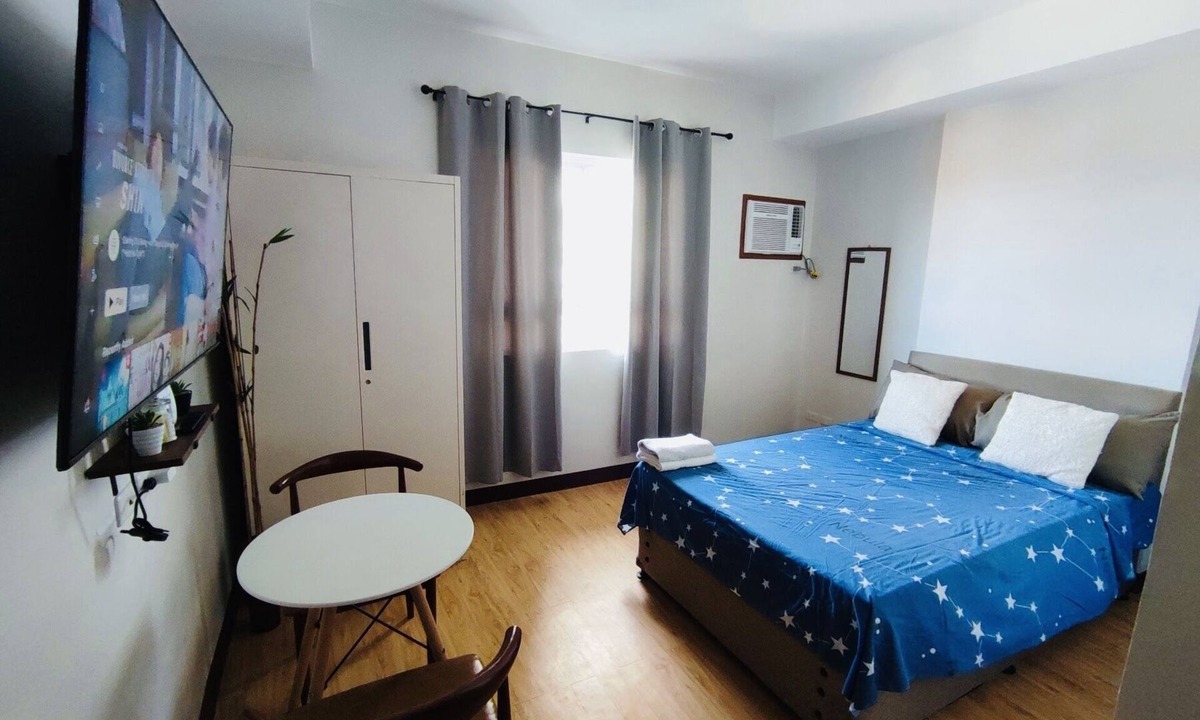 Cagayan de Oro Condo | Studio Room @ Mesaverte Residences, free access to swimming pools & near malls
