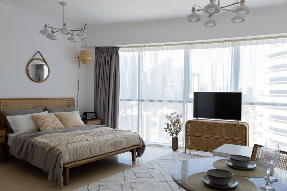 Jumeirah Lake Towers Apartment | Studio, Saba 3 Tower, JLT