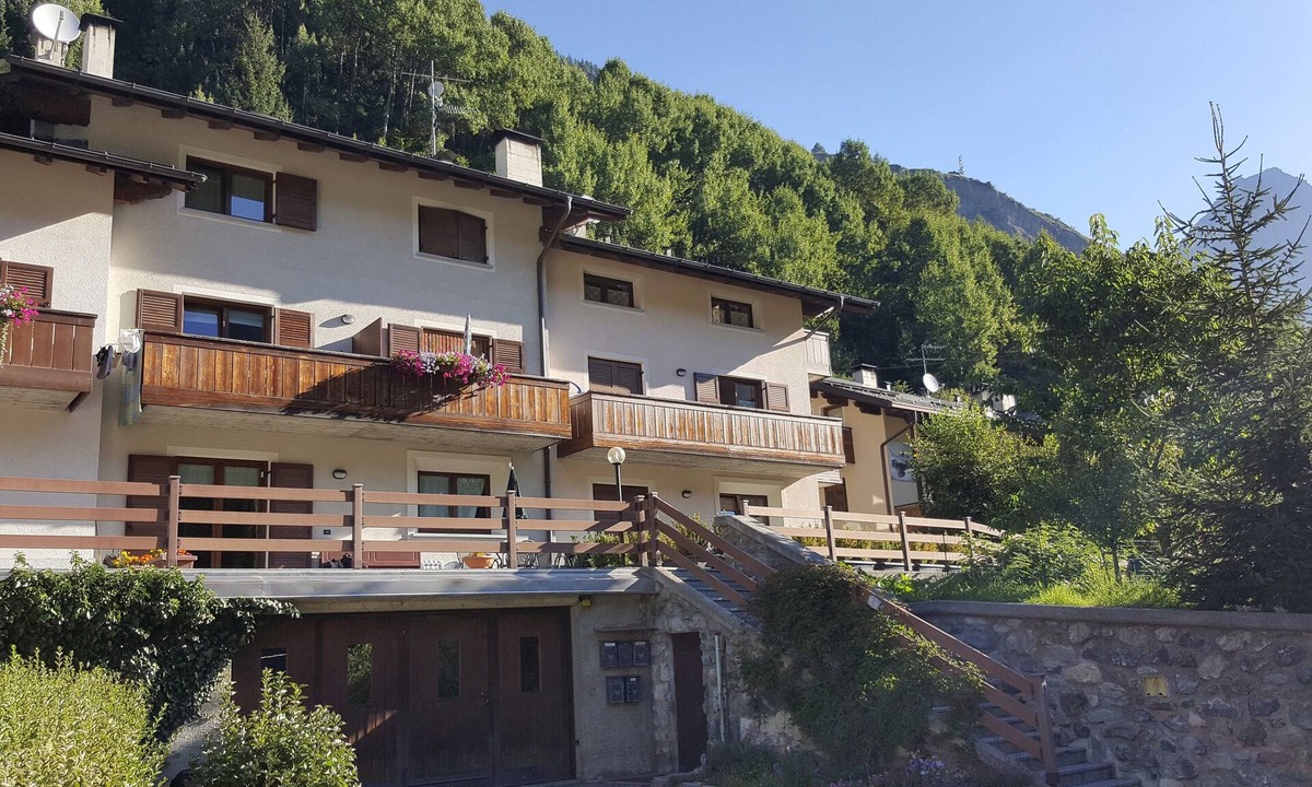 Isolaccia Apartment | STUDIO STUDIO BETWEEN BORMIO AND LIVIGNO