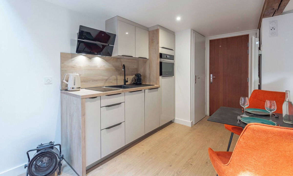 Annecy Old Town Apartment | Studio TANAGA