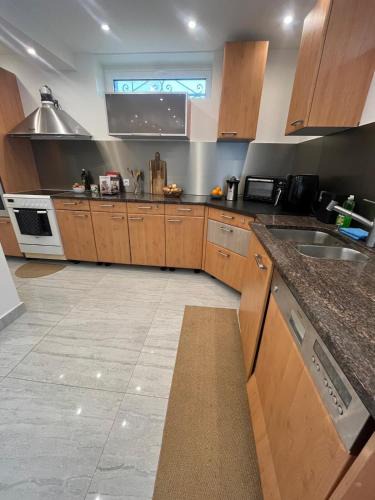 Ambilly Apartment | Studio terrasse et parking, Tram direct Genève