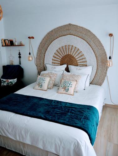 Orient Bay Apartment | Studio TI BO 4