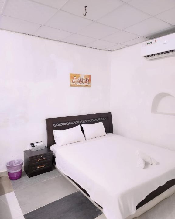 Al Ain House | Studio type room in villa