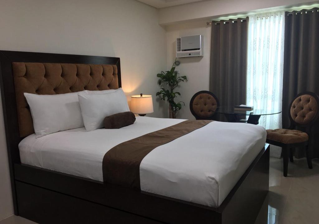 Legazpi Village Apartment | Studio Unit at The Beacon Makati