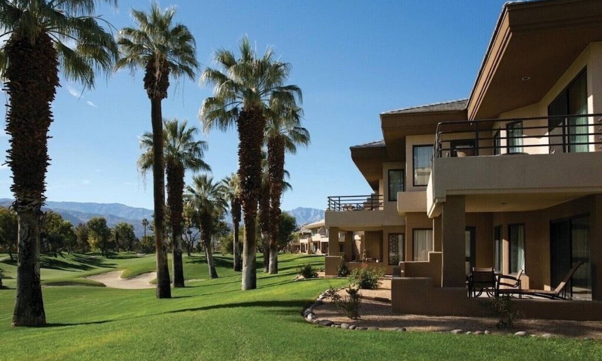 Palm Desert Villa | Studio unit