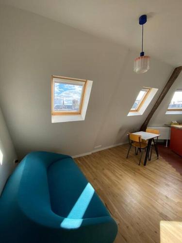 Saint-Merri Apartment | Studio Victoria - Centre de Paris