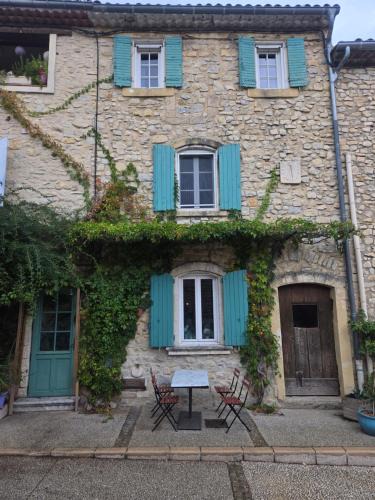 Vitrolles-en-Luberon Apartment | Studio Vitrolles en Luberon Petit-déjeuner inclus