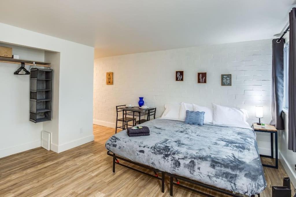 Rochester Apartment | Studio w/King Bed near Dwtn