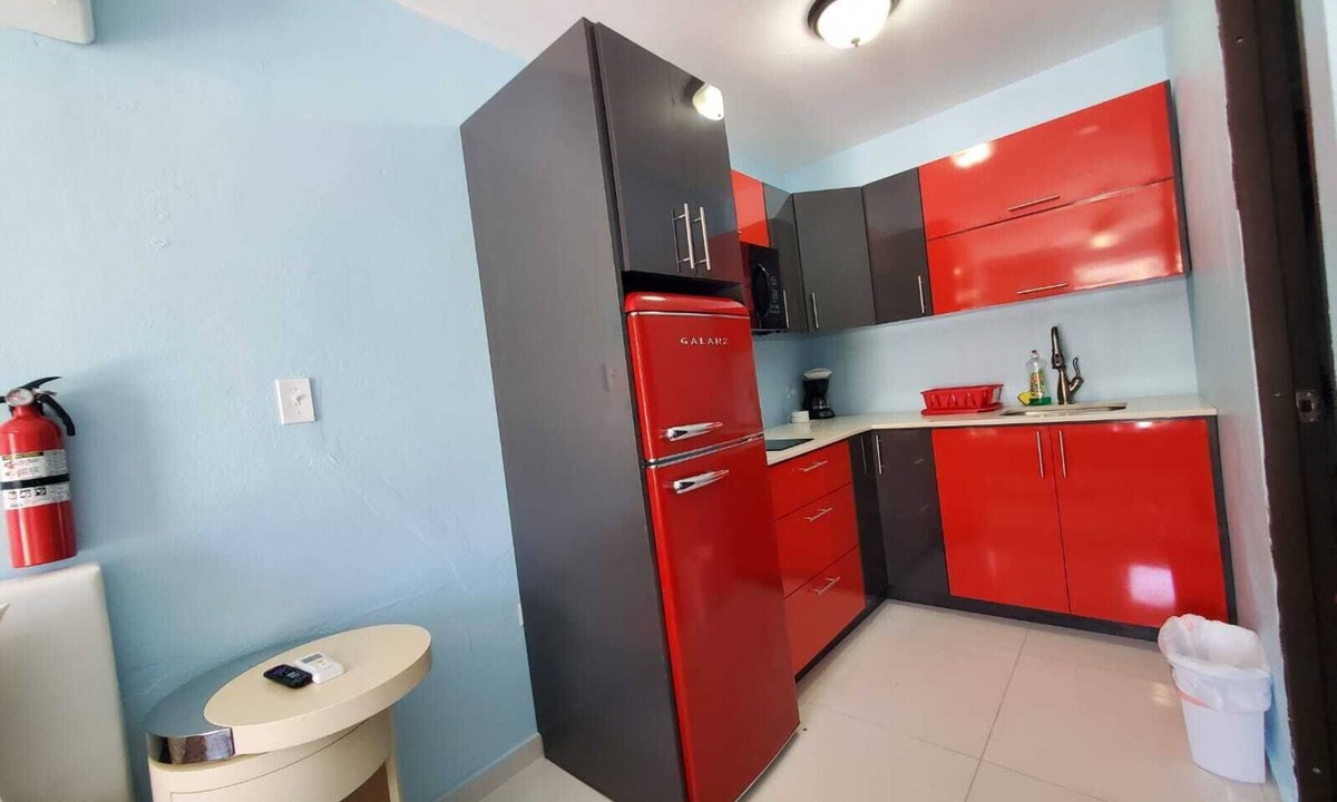 Catano Apartment | Studio walking distance to the Ocean
