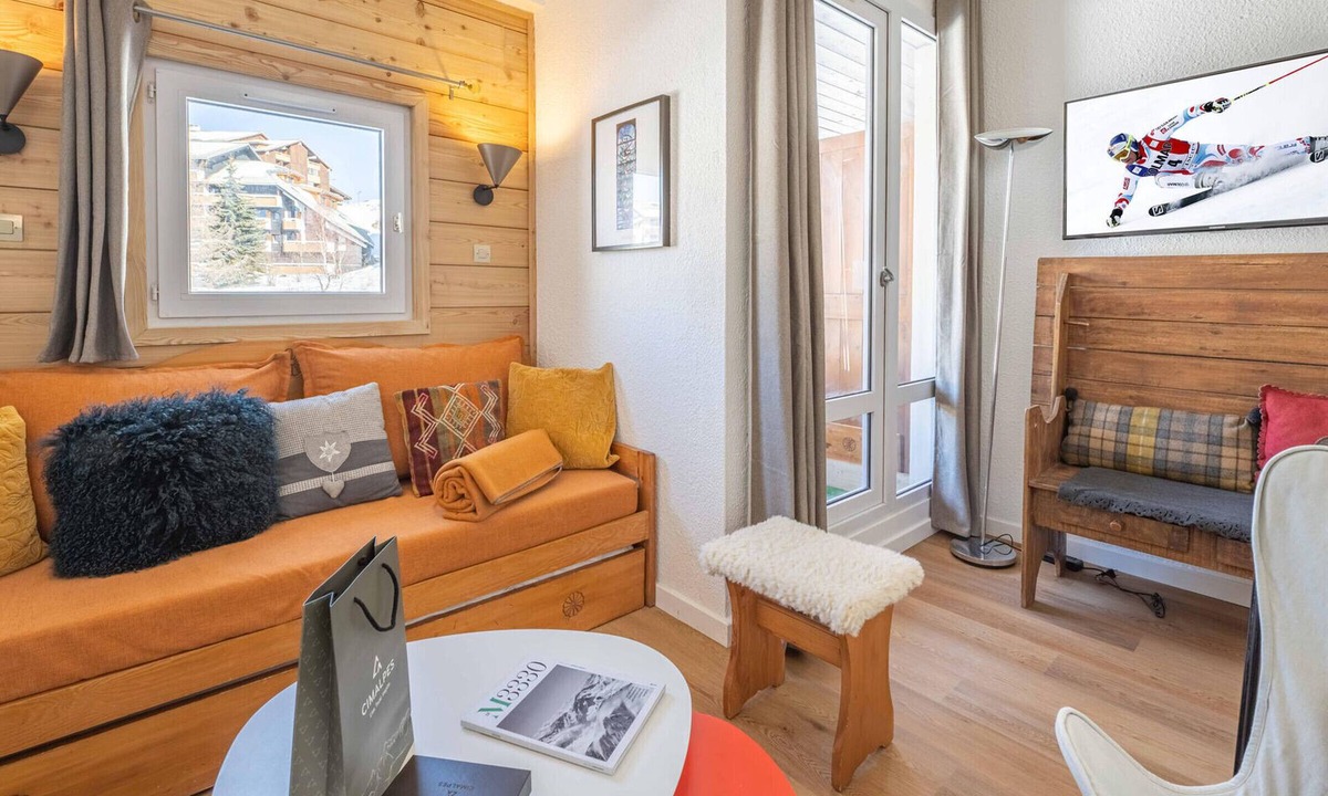 Eclose-Ouest Apartment | Studio with mezzanine in Alpe d'Huez, ski-in access