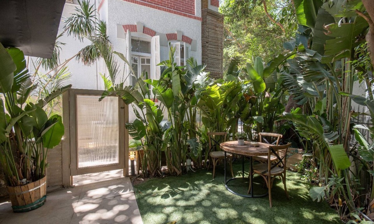 Zamalek Hotel | Studio with private garden