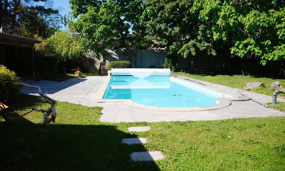 Reiningue Apartment | Studio with Shared Pool, 1 Room