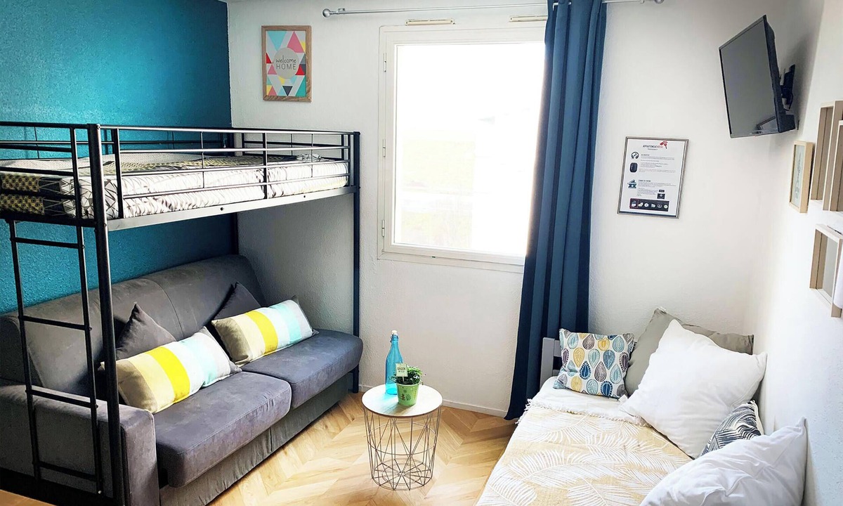 Chasseneuil-du-Poitou Apartment | Studio Wormy - Futuroscope rental 8 min walk