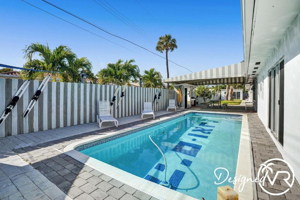 Deerfield Beach Apartment | Studio wpool patio