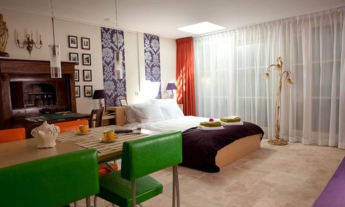 Jordaan Bed & Breakfast | Studio53Amsterdam-Jordaan B&B. Next to Anne Frank House
