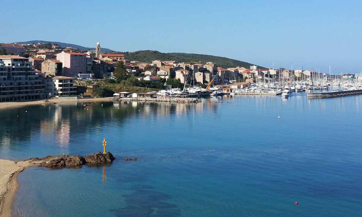 Propriano Apartment | Studio7, great comfort, on the beach
