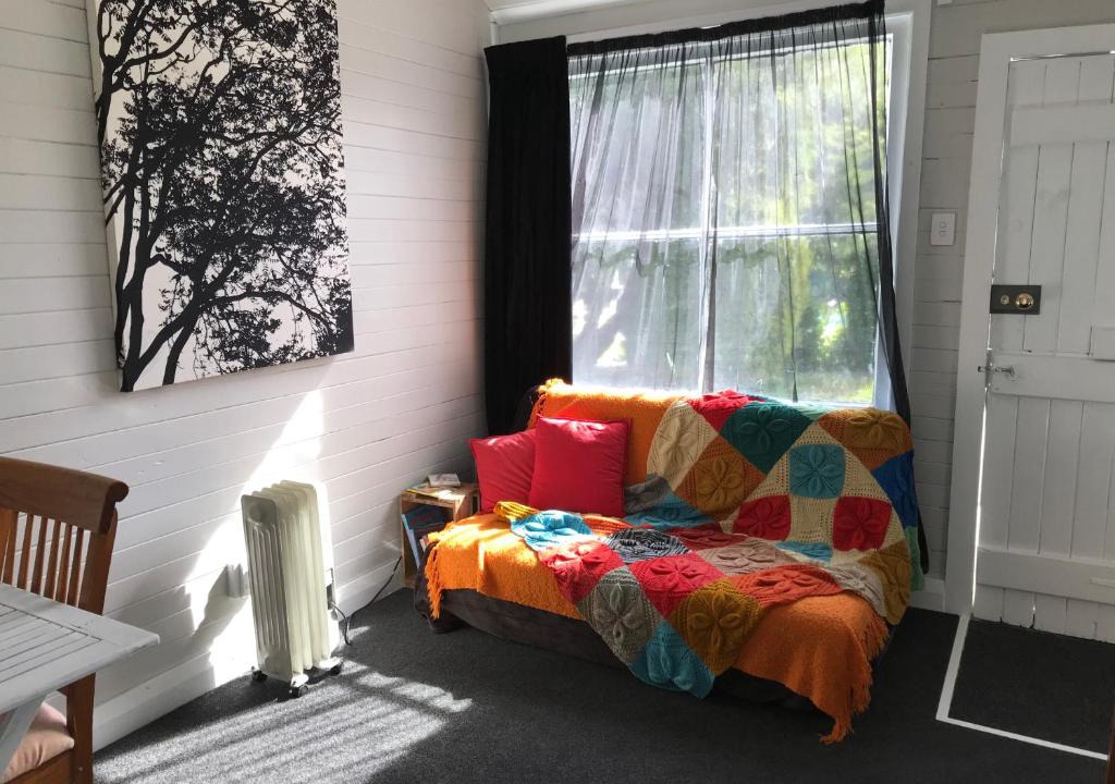 Lumsden House | Stump Cottage