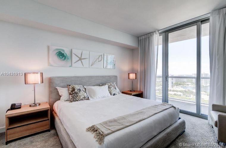 Hallandale Beach Apartment | Stunning 2 Bedroom Bay Front Apt w/Breathless View 1909