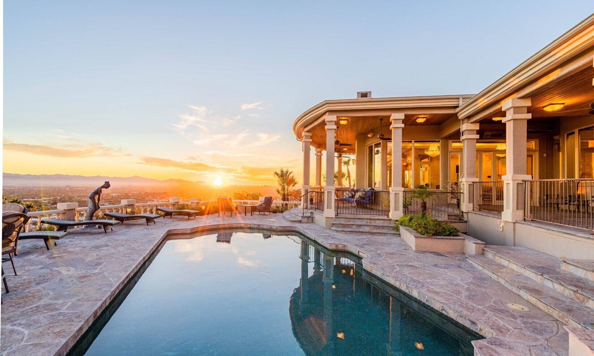 Camelback East Villa | Stunning 6 Bedroom Mansion with Panoramic Views on Camelback Mountain