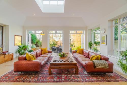 Wargrave House | Stunning 7-bedroom countryside home