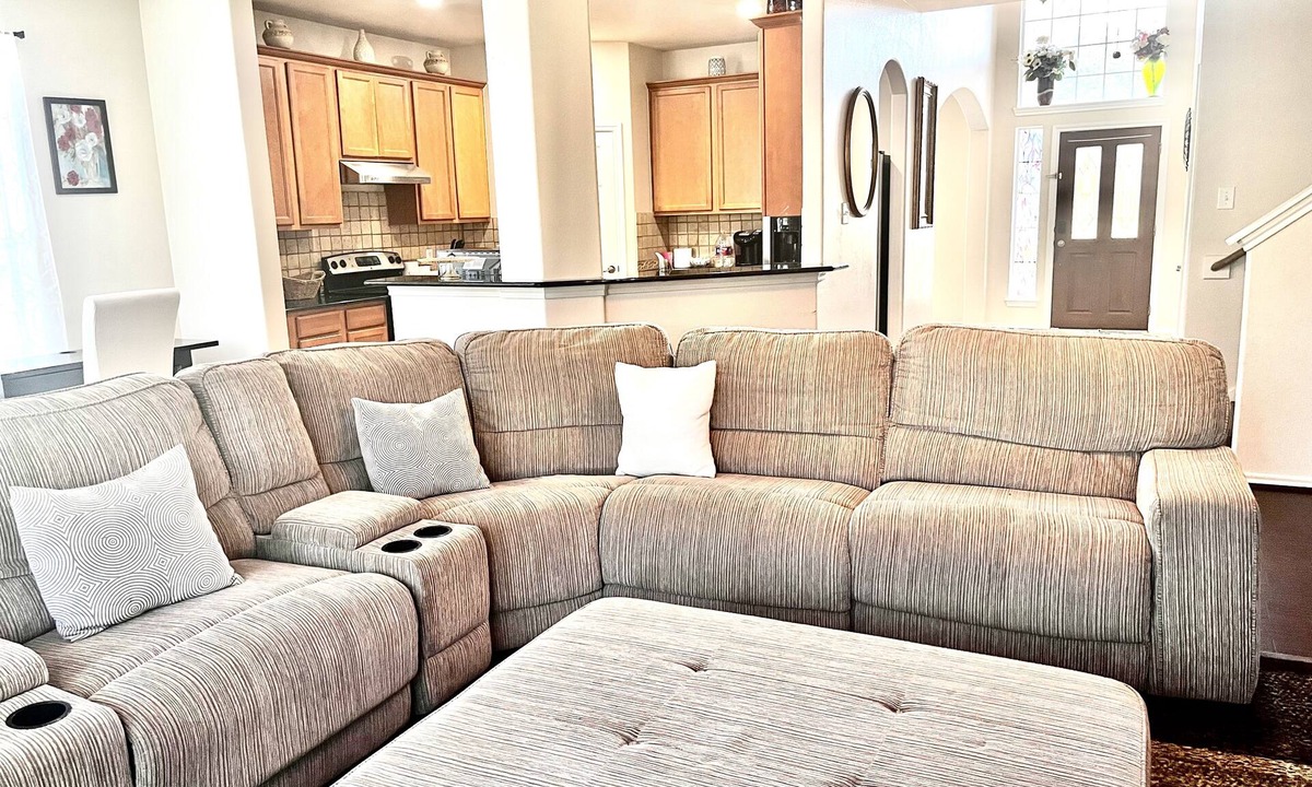 Southbelt/Ellington House | Stunning and delightful home in Houston!Close to Hobbyairport,Downtown&Galveston