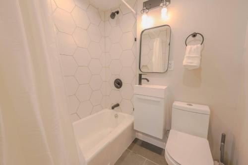 Prudential - St. Botolph Apartment | Stunning Back Bay Studio Apartment