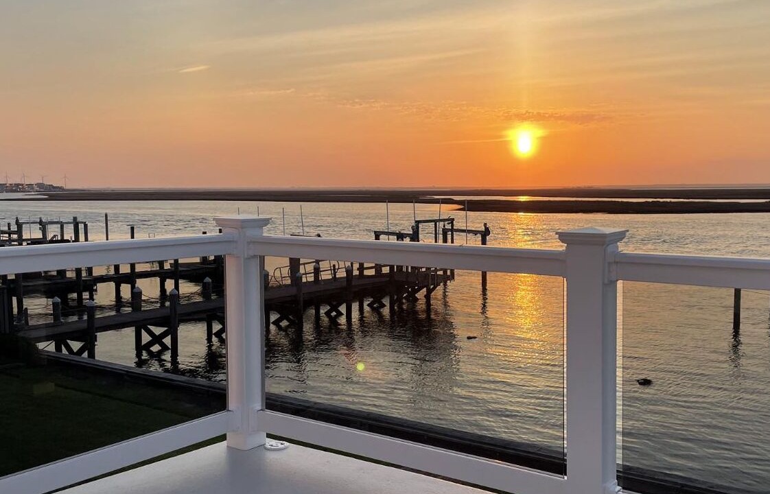 A-Zone House | Stunning Bayfront Property !