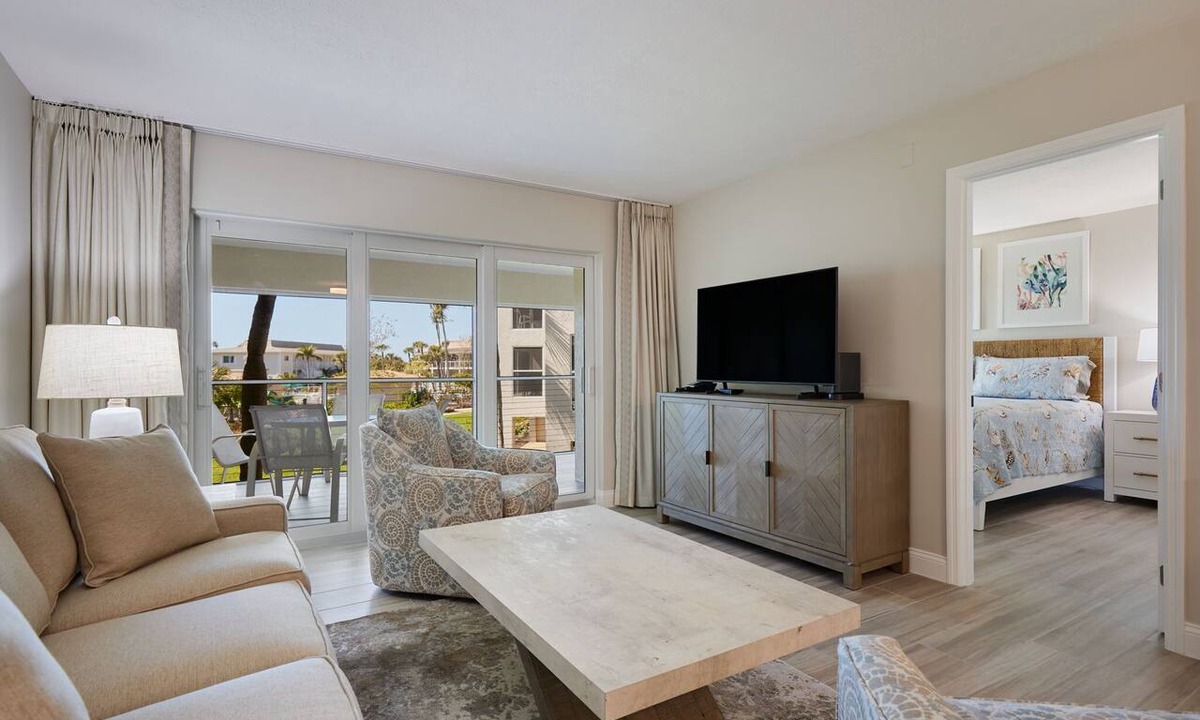 Sanibel Condo | Stunning Beachfront Residence at The Sanibel Inn- Resort Amenities Included!