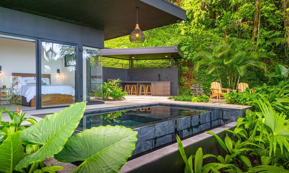 Hatillo House | Stunning Casita with Infinity Pool 180° Ocean View