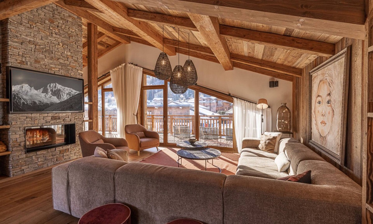 Le Praz Ski Chalet | Stunning chalet with sauna and pets allowed in Courchevel
