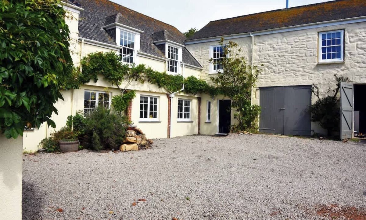 Perranuthnoe House | Stunning coastal annex with spectacular sea views