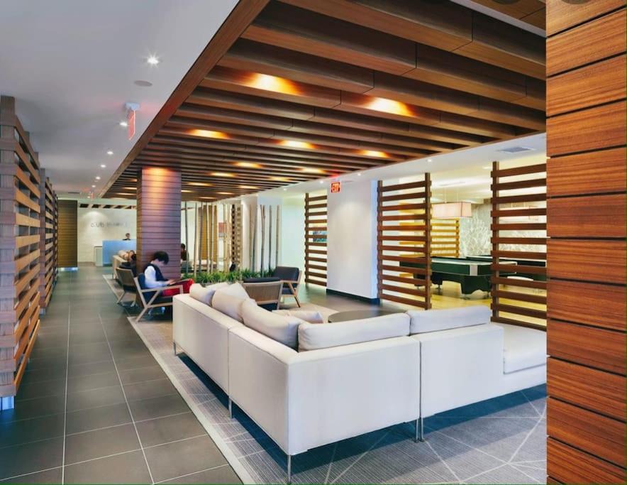 CityPlace Apartment | Stunning condo wit amazing view 5mins from cntower