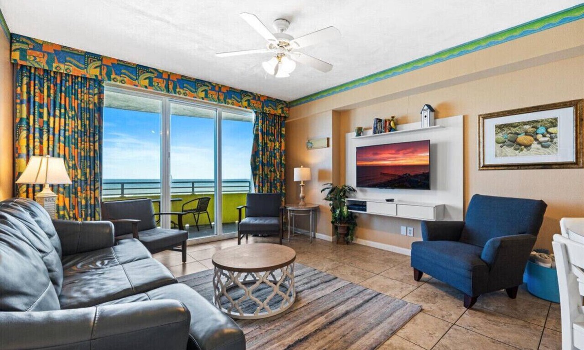 Daytona Beach Condo | Stunning Direct Oceanfront 1BR on Low Floor – Newly Furnished & Family Friendly