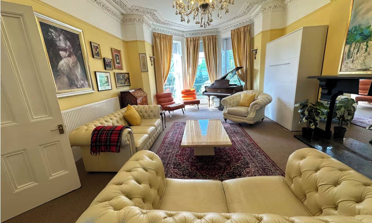 Bristol Apartment | Stunning exclusive apartment in Clifton, Bristol, UK 2 bedrooms 6 beds 2 baths