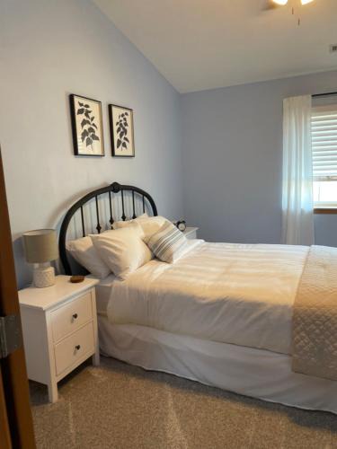 Waterloo Villa | Stunning Executive Townhome in Private HOA