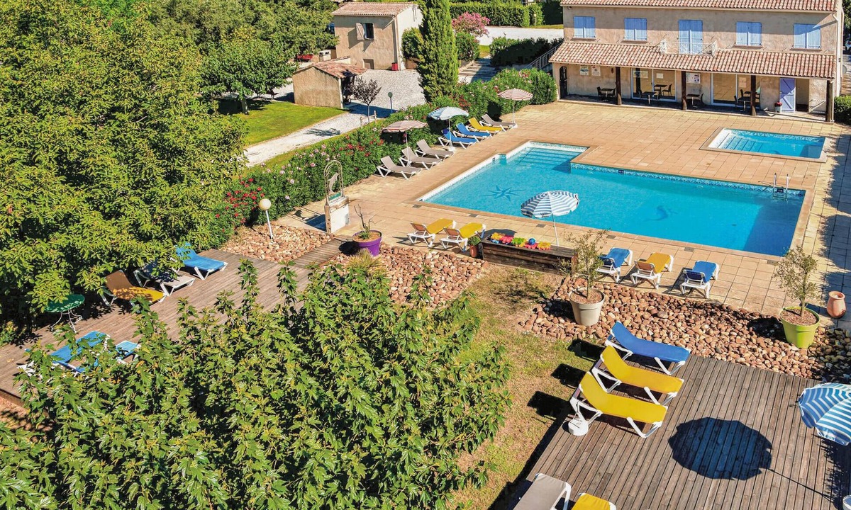 Raphele-les-Arles House | Stunning home in Raphèle-lès-Arles