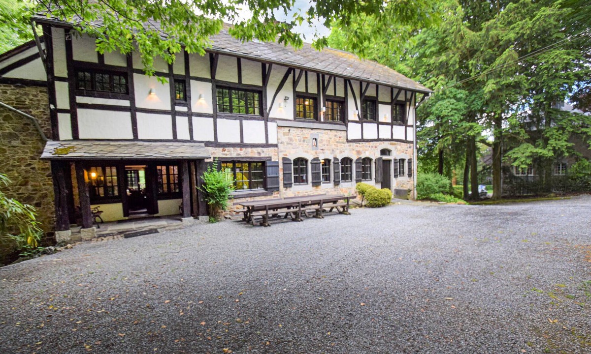 Spa House | Stunning home in Spa with sauna